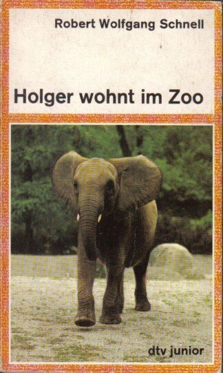 Holger wohnt im Zoo.