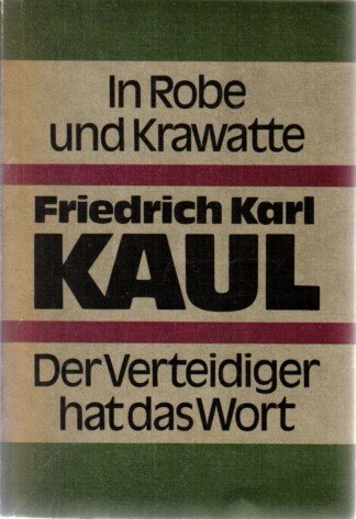 In Robe und Krawatte - Der Verteidiger hat das Wort