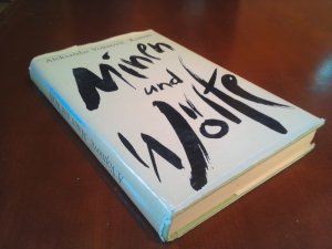 Minen und Wölfe