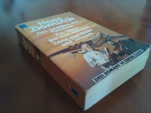 Der Wettflug der Nationen / Ein Stern fiel vom Himmel / Land aus Feuer und Wasser - drei Science-Fiction-Romane in einem Band