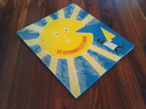 Die verwandelte Sonne. Illustrationen Miroslaw Pokora. Zeichnungen des Atomlexikons: Otto Sperling. Redaktion: Karin Kögel; Joachim Rotsch] Unter Mitarbeit u. fachlicher Beratung von Peter Wenzel, Heinz Rudolph, Willi Wörstenfeld, Lothar Till.