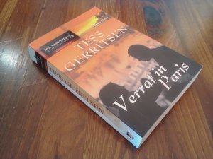 Verrat in Paris