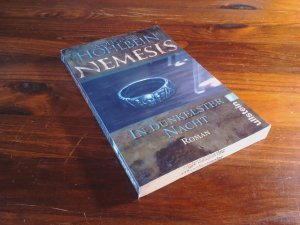 In dunkelster Nacht – Nemesis Band 4