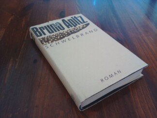Schwelbrand Roman