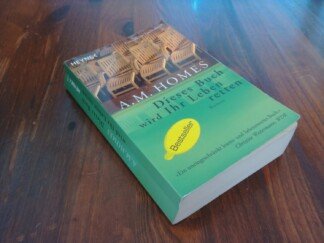 Dieses Buch wird Ihr Leben retten – Roman