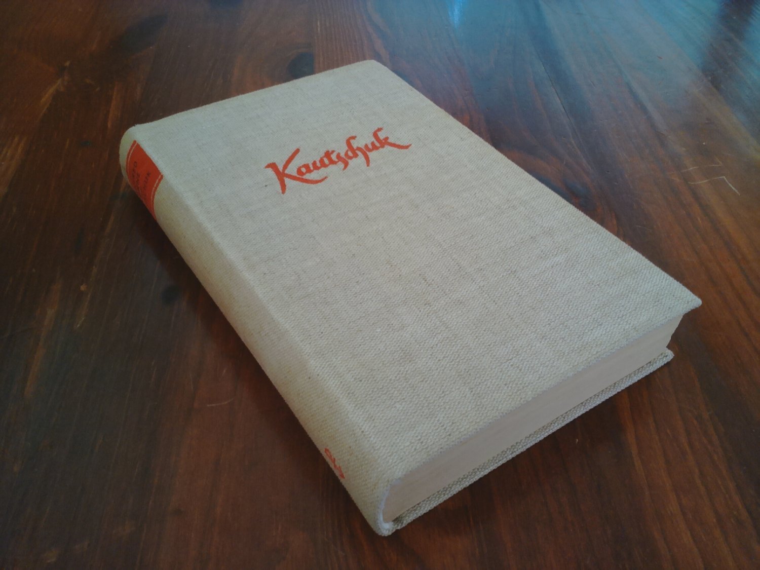 Kautschuk - Roman eines Rohstoffes